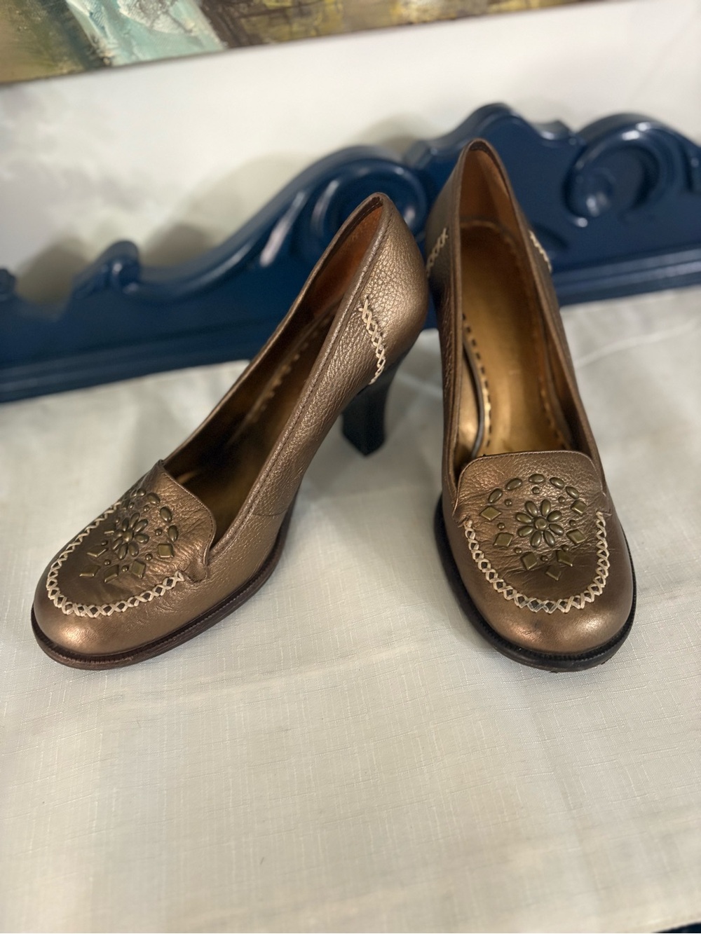 Gianni Bini Metallic Bronze Floral-Embellished Heels SIZE 9
